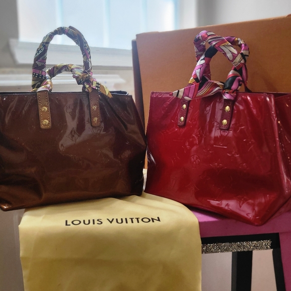 (2) authentic Louis Vuitton Vernis Purses! - Picture 2 of 16